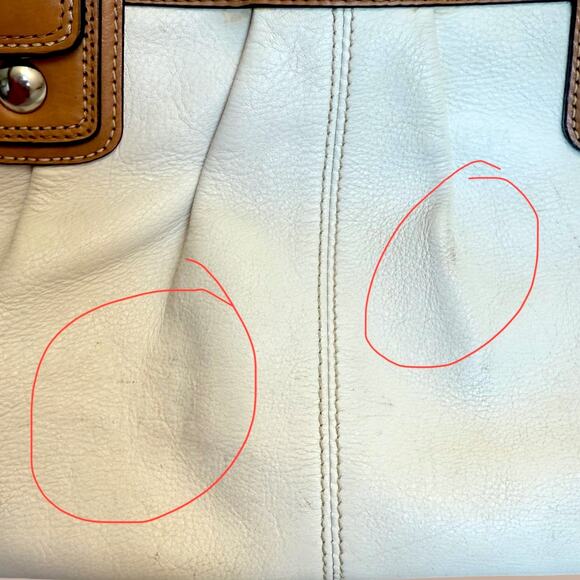 Coach Y2K Leather Soho Tote Shoulder Bag Double Handle Buckled Pleated Ivory Tan - Picture 13 of 14